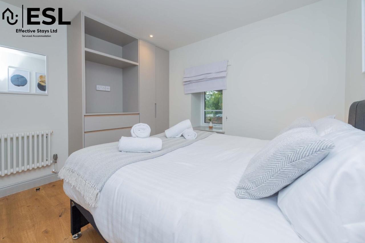 2 Bedroom Church Apartment 5 Mins To Town Centre - Free Parking ชรูว์สเบอรี ภายนอก รูปภาพ